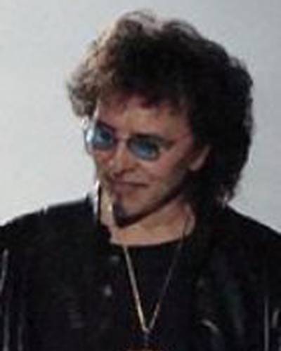 Тони Айомми фото