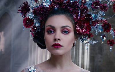 В кино на этой неделе: Вачовски, Камбербэтч-ученый и «Несломленный»