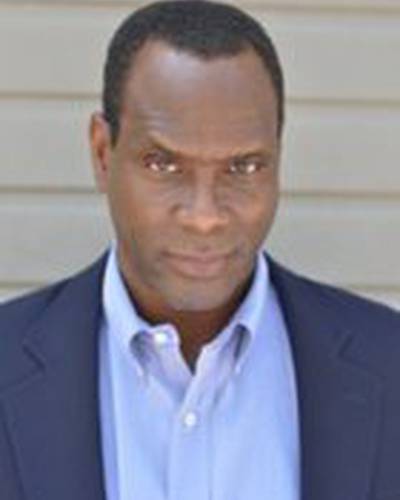 Ти Апшоу фото