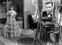 Кадр Девушка с обложки