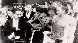 Кадр из фильма "Вечер в мюзик-холле" - 1