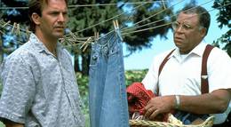 Кадр из фильма "Поле чудес" - 1