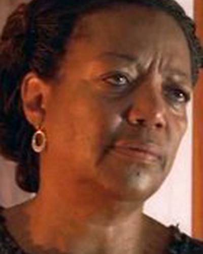 Эжур МакКолл фото