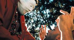 Кадр из фильма "Смени лицо" - 1