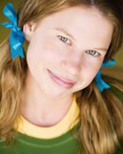 Хейли Холмс фото