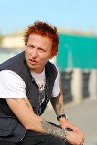 Кадр Поцелуй сквозь стену