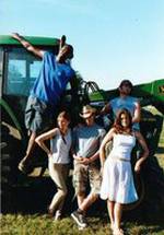 Джошуа Харто фото