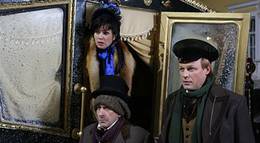 Кадр из фильма "Шекспиру и не снилось" - 2