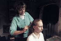 Кадр Девушка со спичечной фабрики