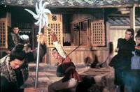 Кадр Новый однорукий меченосец