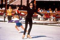 Кадр Город и деревня