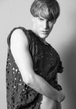 Эдриан Форбс фото