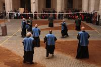 Кадр У нас есть Папа