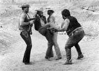 Кадр Одинокий волк МакКуэйд