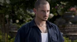 Кадр из фильма "Никто не выживет" - 1