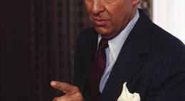 Кадр из фильма "Собачья охранная система дома" - 2