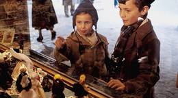 Кадр из фильма "В мои семь лет" - 1