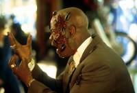 Кадр Исполнитель желаний 2: Зло бессмертно (видео)