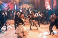 Кадр Это всё она