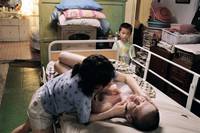 Кадр Не хочу спать одна