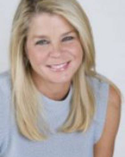 Кристин ДеБелл фото