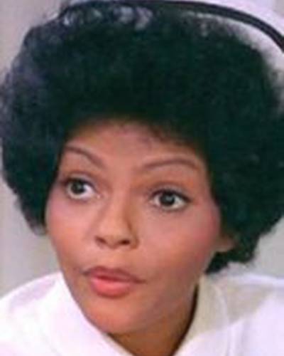 Элла Эдвардс фото