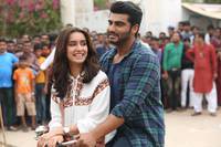 Кадр Подруга наполовину