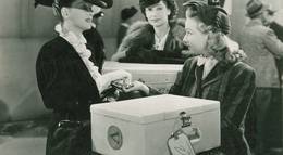 Кадр из фильма "Вперед, путешественник" - 1