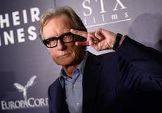 Билл Найи выдаст «Секреты из русской чайной комнаты»