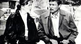 Кадр из фильма "Одиноким предоставляется общежитие" - 2