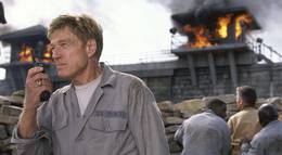 Кадр из фильма "Последний замок" - 2