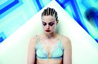 Кадр Неоновый демон