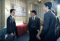 Кадр Малкольм в центре внимания