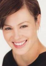 Нгуйен Холл фото