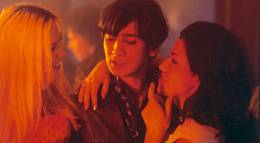 Кадр из фильма "Восток есть восток" - 1