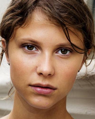 Элли Харбоа фото