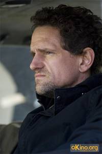 Кадр Майкл Клейтон