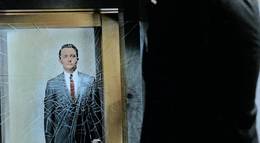 Кадр из фильма "Поймать шпиона" - 2