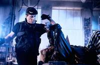 Кадр Разрушитель