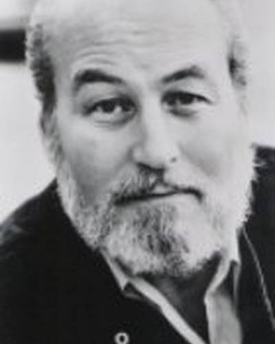 Бирн Пивен фото