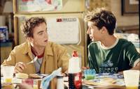 Кадр Малкольм в центре внимания