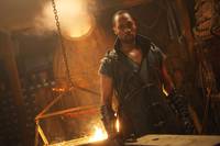 Кадр Железный кулак