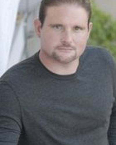 Майкл Олифьерс фото