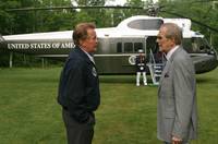 Кадр Западное крыло