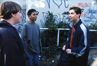 Кадр Малкольм в центре внимания