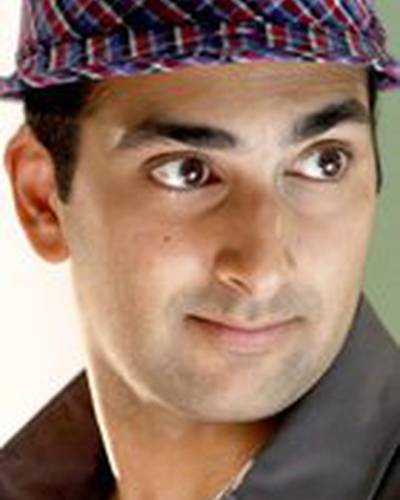 Али Адатиа фото