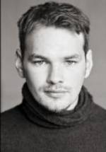 Коннор Миллс фото