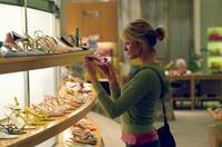 Кадр Подальше от тебя