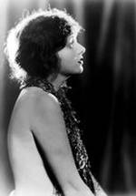 Мэдж Беллами фото