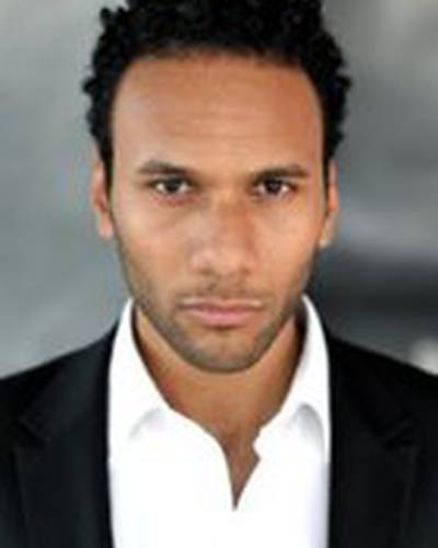 Yassine Azzouz фото